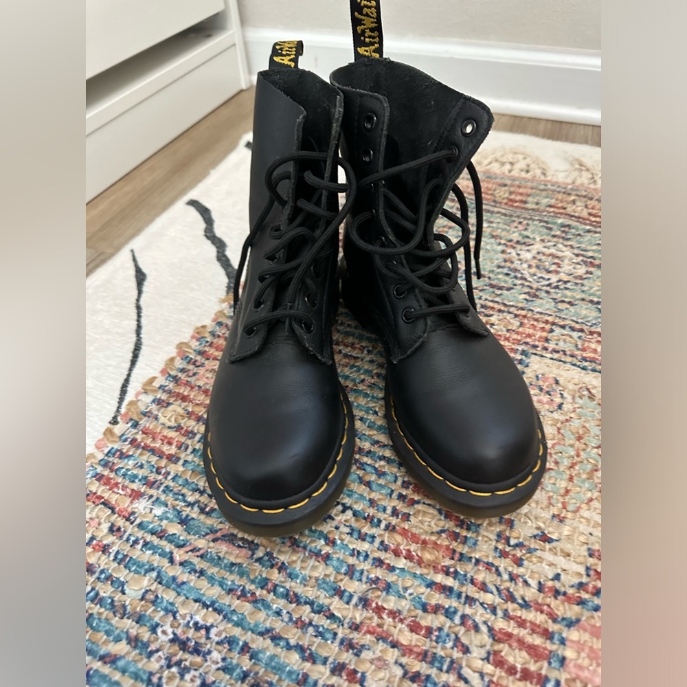 Dr. Martens 1460 Originals 8-Eye, Unisex, Soft Toe, Slip Resistant, 6 Inch Boot